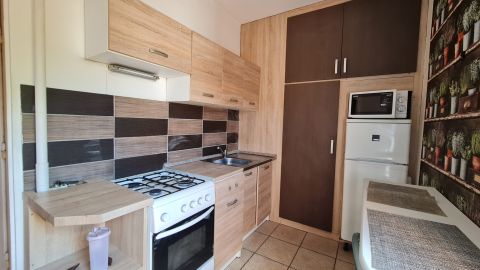 Kiadó Lakás 7634 Pécs 