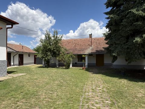 Eladó Ház 5540 Szarvas 