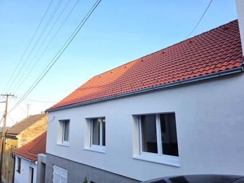Eladó Lakás 7625 Pécs Tettyén 178 nm-es ingatlan felújított homlokzattal