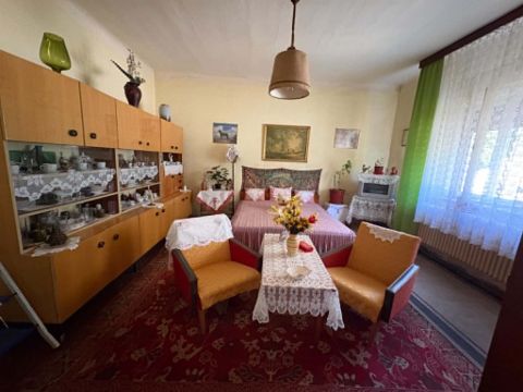 Eladó Ház 9242 Jánossomorja Szent Vendel kápolna közelében