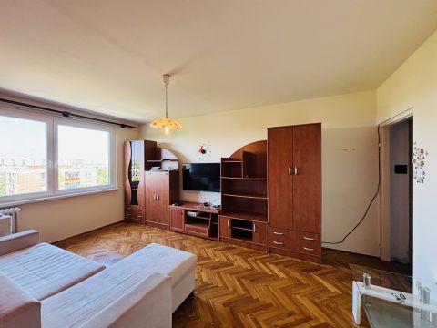 Eladó Lakás 4029 Debrecen , A Műszaki főiskola közelében.