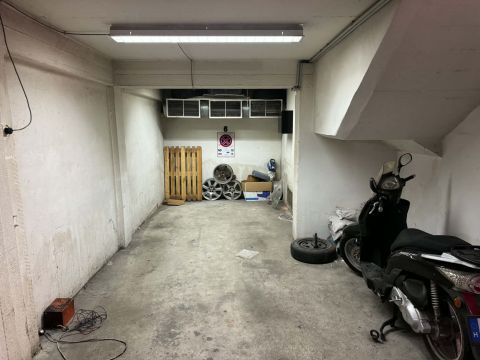 Eladó Parkoló 9022 Győr , Batthyány tér közelében