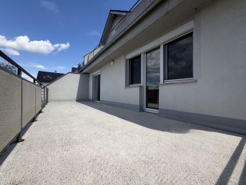Eladó Lakás 9400 Sopron , Pihenőkeresztnél ERKÉLYES, 97 m2-es lakás eladó!