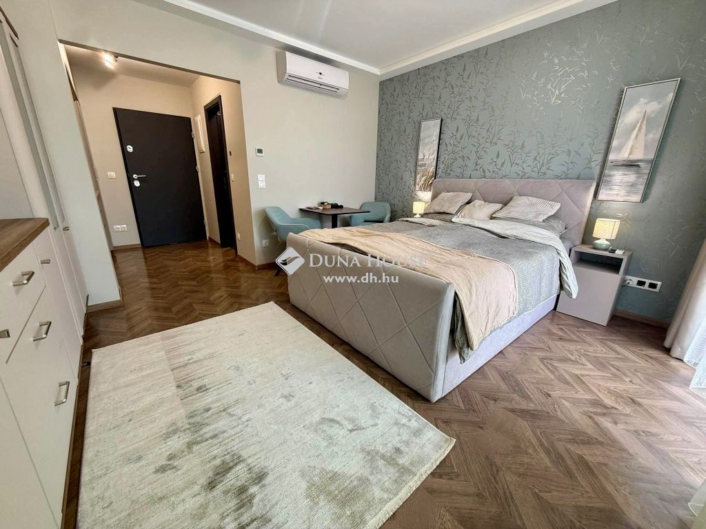 8647 Balatonmáriafürdő , Modern,energiatakarékos lakás, közvetlen a Balaton partján — 1/15