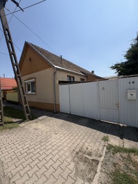 Eladó Ház 7140 Bátaszék Kertalja utca