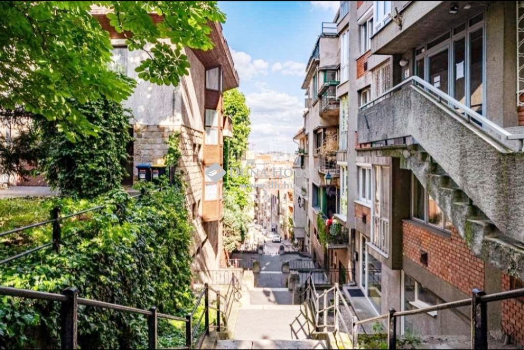 1011 Budapest 1. kerület , KIADÓ GARZON A VÁRBAN! — 1/10