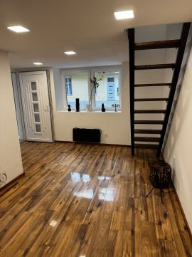 Eladó Lakás 1081 Budapest 8. kerület , Felújított duplex lakások a belváros szívében