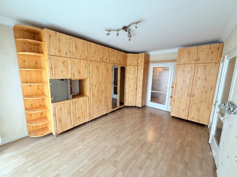 Eladó Lakás 1181 Budapest 18. kerület , Azonnal költözhető,erkélyes lakás!
