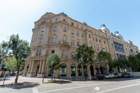 Eladó Lakás 1054 Budapest 5. kerület 