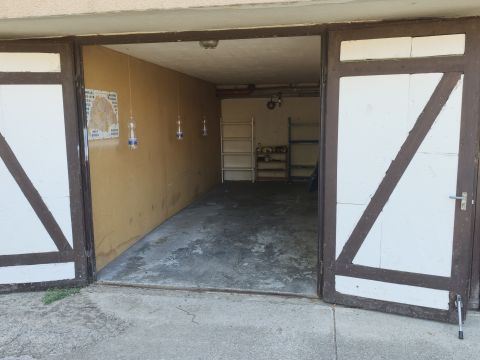 Eladó Parkoló 7632 Pécs 