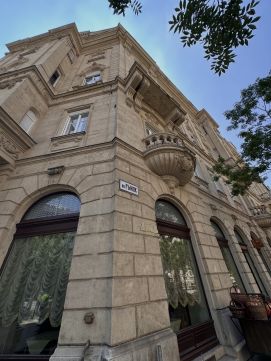 Eladó Lakás 1054 Budapest 5. kerület 
