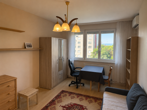 Eladó Lakás 1158 Budapest 15. kerület Újpalotán 2 szobás 53 nm-es 5.emeleti Budai panorámás lakás 