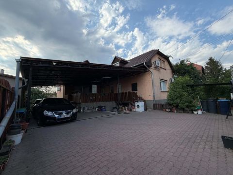 Eladó Ház 1183 Budapest 18. kerület , erzsébettelep csongor utca és nimród utca között