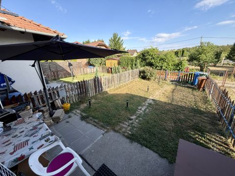 Eladó Lakás 7742 Bogád 