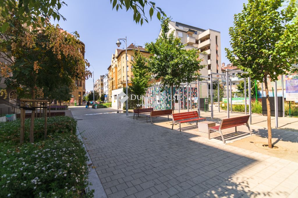 1084 Budapest 8. kerület — 1/14