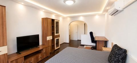 Eladó Lakás 8000 Székesfehérvár 