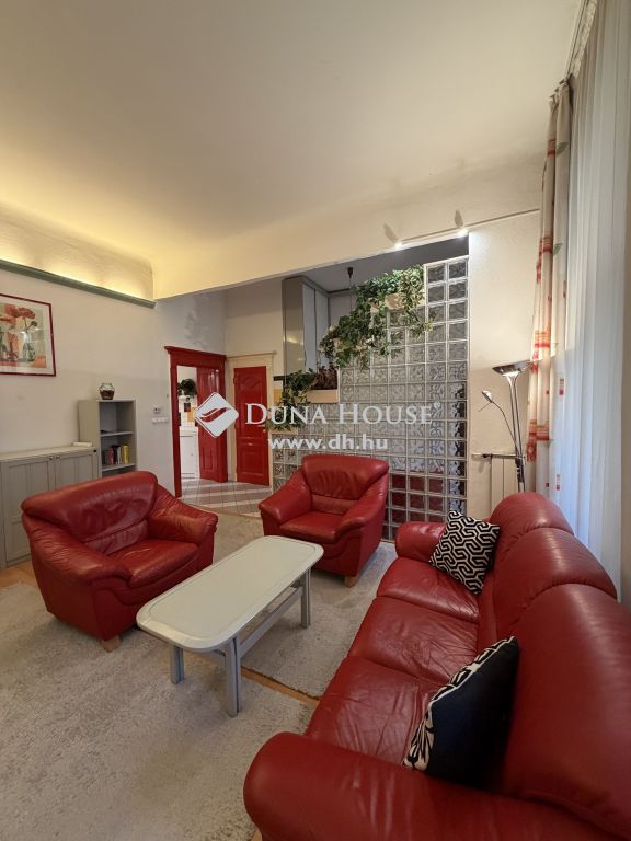 1065 Budapest 6. kerület — 1/12