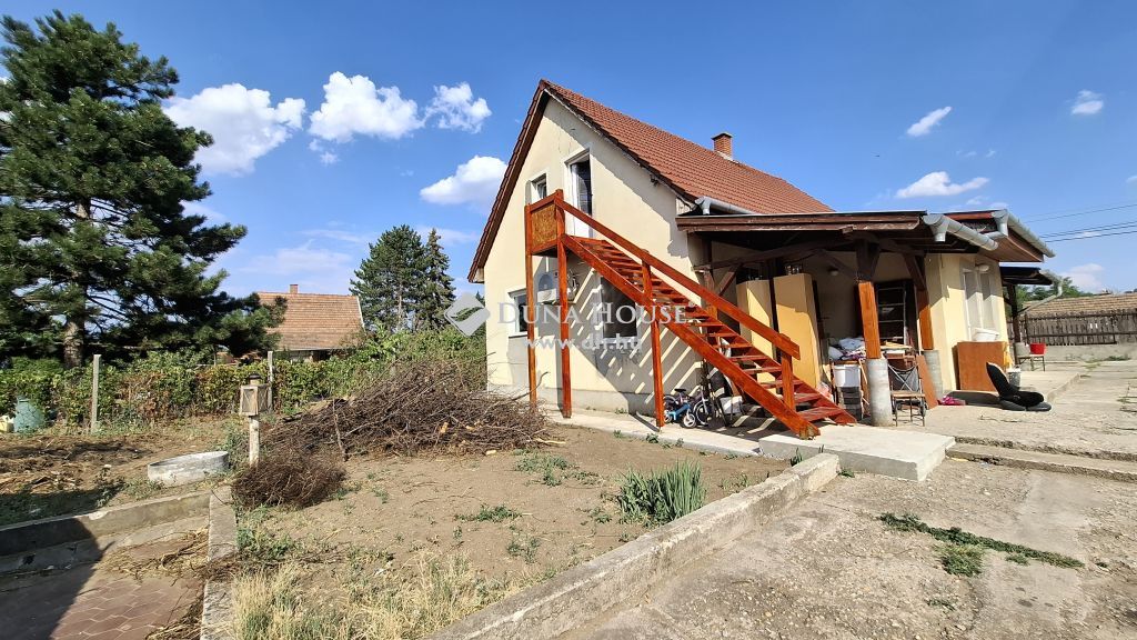 2162 Őrbottyán , TÁGAS, 6 SZOBÁS CSALÁDI HÁZ ŐRBOTTYÁNBAN — 1/26