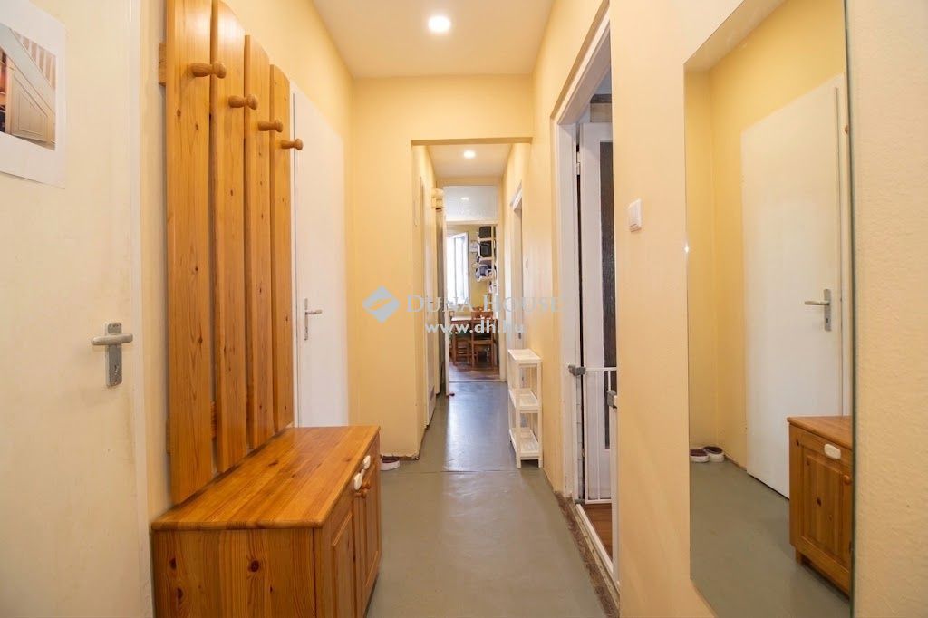 1156 Budapest 15. kerület — 1/12