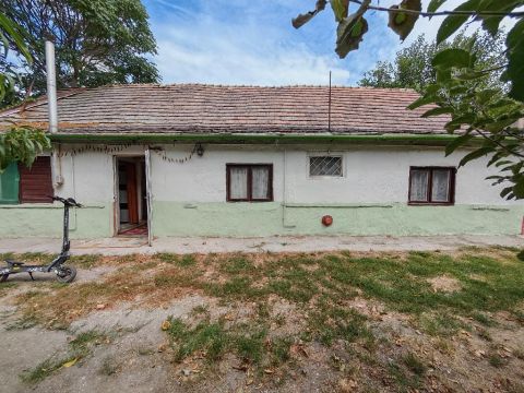 Eladó Ház 2344 Dömsöd , 2344 Dömsöd, Központ közeli
