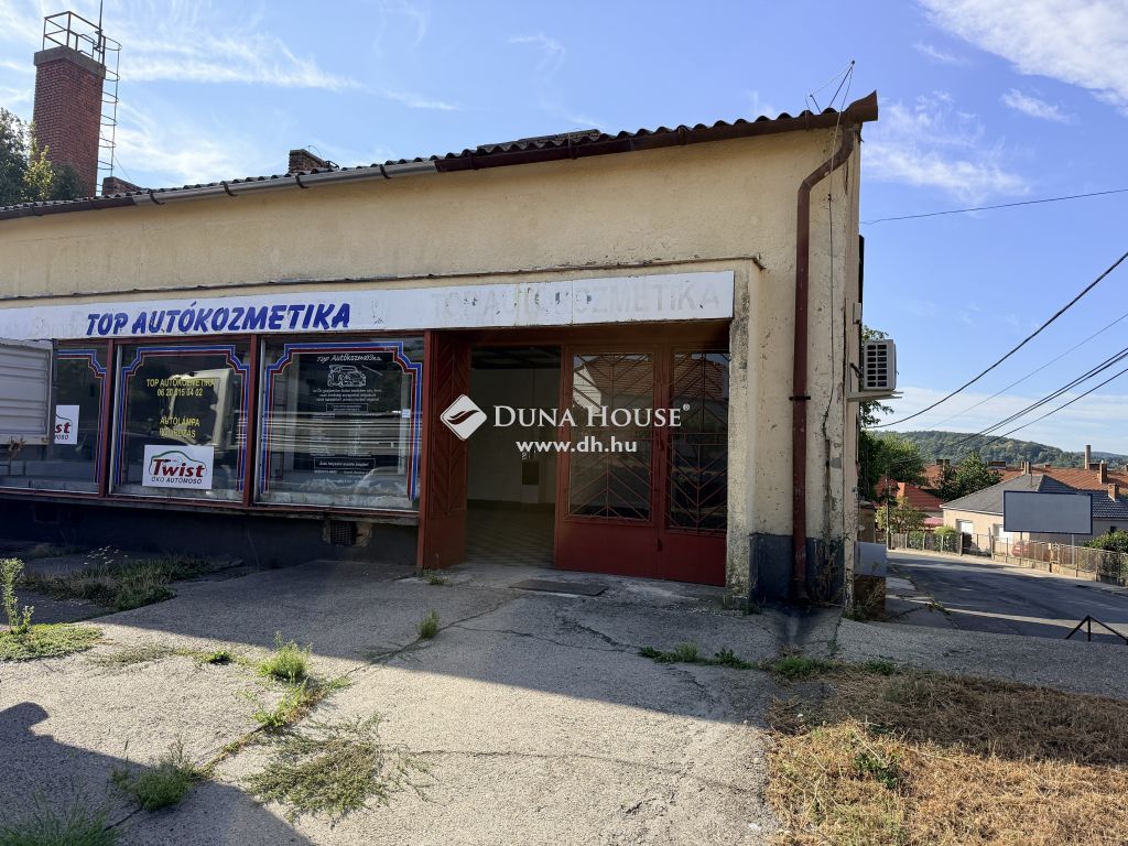 7300 Komló — 1/13