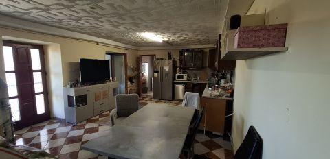 Eladó Ház 7014 Sáregres Sáregres központban