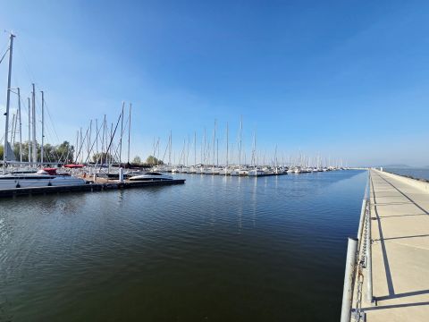 Eladó Lakás 8646 Balatonfenyves 