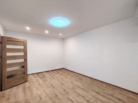 Kiadó Lakás 5600 Békéscsaba 