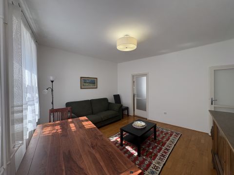 Eladó Lakás 9022 Győr 