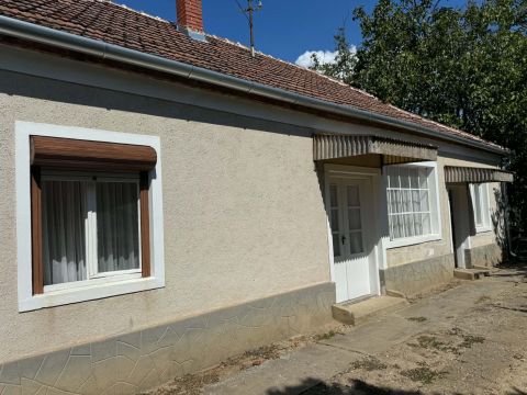 Eladó Ház 9144 Kóny Gárdonyi utca környéke