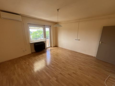 Kiadó Lakás 2310 Szigetszentmiklós , Váci Mihály utca