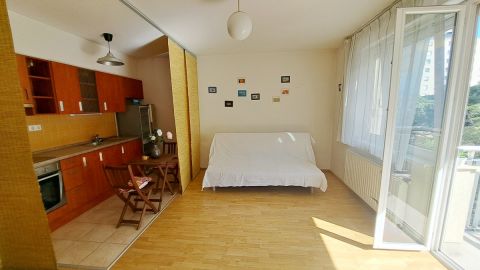 Eladó Lakás 1107 Budapest 10. kerület Somfa Liget lakóparkban erkélyes kis otthon