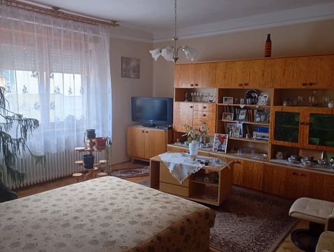 Eladó Ház 9600 Sárvár 
