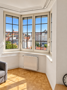 Eladó Lakás 1024 Budapest 2. kerület Napfényes lakás a Fény utcai piac közelében