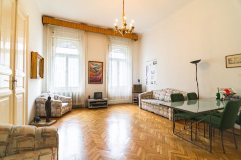 Eladó Lakás 1088 Budapest 8. kerület 