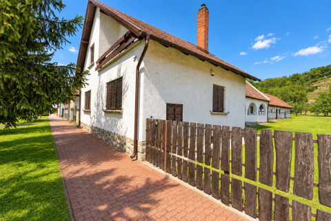 Eladó Ház 2800 Tatabánya 
