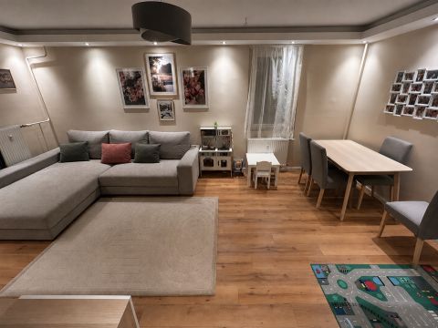 Eladó Lakás 1173 Budapest 17. kerület , Felújított lakás a 17. kerület frekventált részén