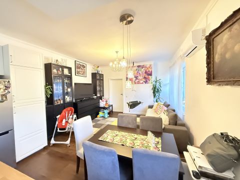 Eladó Lakás 1121 Budapest 12. kerület , Nappali+3 szoba, 2 felszini beálló, tároló az árban