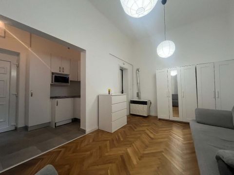 Eladó Lakás 1089 Budapest 8. kerület , 1086 Budapest 8, Kálvária tér