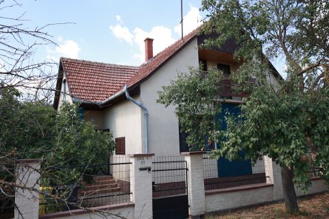 Eladó Ház 5510 Dévaványa , Tó közelében