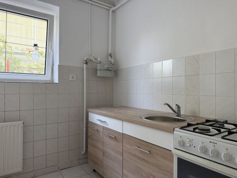 Kiadó Lakás 9400 Sopron , Kertkapcsolatos lakás kiadó! 