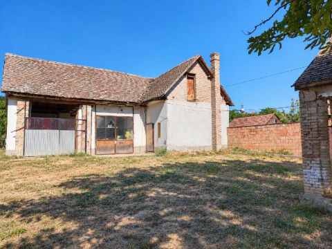 Eladó Ház 7711 Bár 7711 Bár, Központ