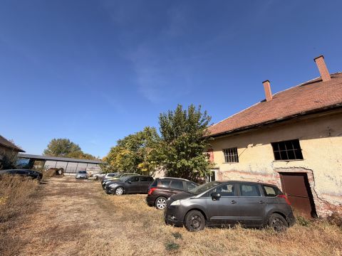 Eladó Ipari 2750 Nagykőrös , Eladó iparterületen telephely 