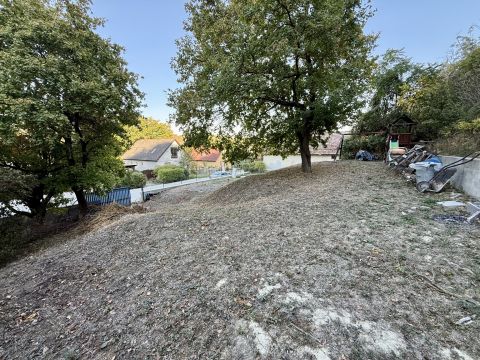 Eladó Telek 8174 Balatonkenese , Csendes családi házas övezetben