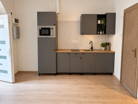 Eladó Lakás 1081 Budapest 8. kerület , Népszínház negyed