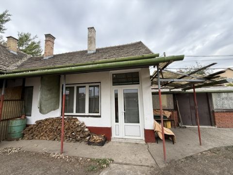 Eladó Ház 2220 Vecsés 