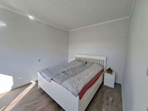 Eladó Ház 8095 Pákozd Két generációnak is alkalmas, két lakrészből álló családiház