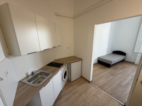 Kiadó Lakás 2750 Nagykőrös , Kiadó lakás Nagykőrös központjában