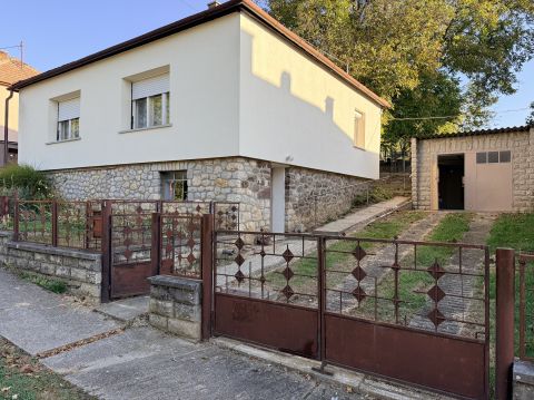 Eladó Ház 7396 Magyarszék 
