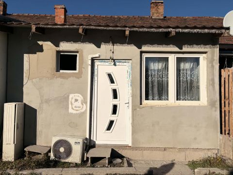 Eladó Ház 2532 Tokodaltáró 